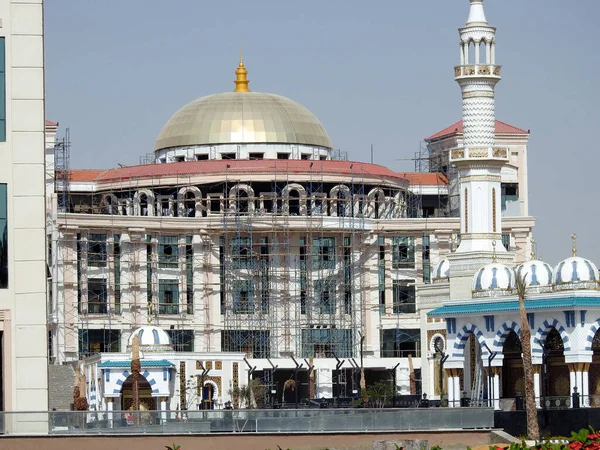 Cairo Egitto Maggio 2023 Una Bellissima Moschea Bianca Nel Nuovo — Foto Stock