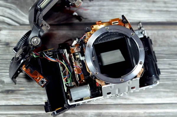 Dslr Photographic Video Digital Camera Body Repair Technician Engineer Camera — стоковое фото