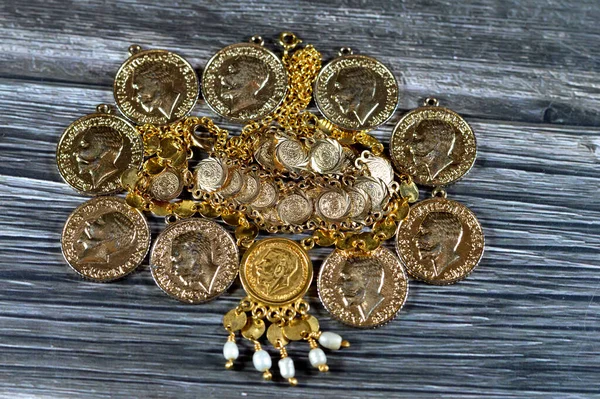 Суверен Британская Золотая Монета Номиналом Один Фунт Стерлингов Слитная Монета — стоковое фото