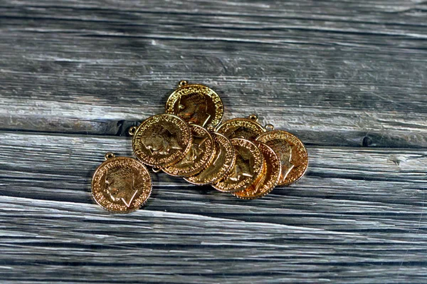 Suverénní Britský Zlatý Mince Tvaru Nominální Hodnotou Jedné Libry Šterlinků — Stock fotografie