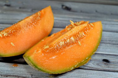 Muskmelon, salatalık melo ya da kavun, birçok yetiştirilmiş türde bir salatalık türü. Meyve bir pepo. Et ya tatlıdır ya da tatsızdır, misk kokulu olsun ya da olmasın.