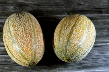 Muskmelon, salatalık melo ya da kavun, birçok yetiştirilmiş türde bir salatalık türü. Meyve bir pepo. Et ya tatlıdır ya da tatsızdır, misk kokulu olsun ya da olmasın.