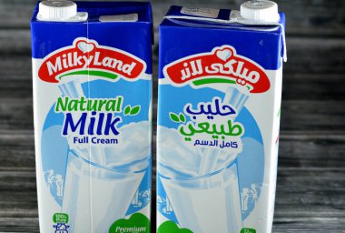 Kahire, Mısır, 30 Mayıs 2023: Süt, süt, süt, süt, süt, süt, süt, süt, süt, süt, süt.