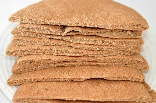 갈색구운 브란에서 만들어 샌드위치와 식사에 사용되는 이집트에서 인기있는 갈색둥근 선택적 — 스톡 사진