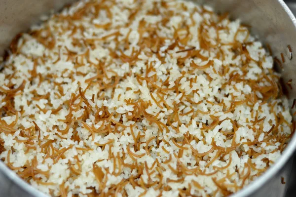 Αιγυπτιακό Ρύζι Vermicelli Μαγειρεμένο Θερμό Ατμό Κοντό Λευκό Ρύζι Λευκασμένο — Φωτογραφία Αρχείου