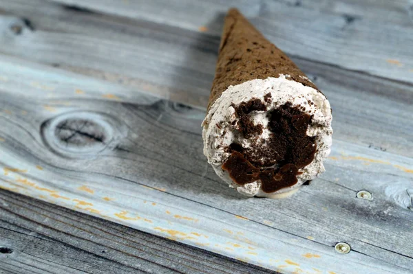 Fagylalt Kakaó Csokoládé Vanília Kúp Tetején Csokoládé Chips Cookie Darabok — Stock Fotó