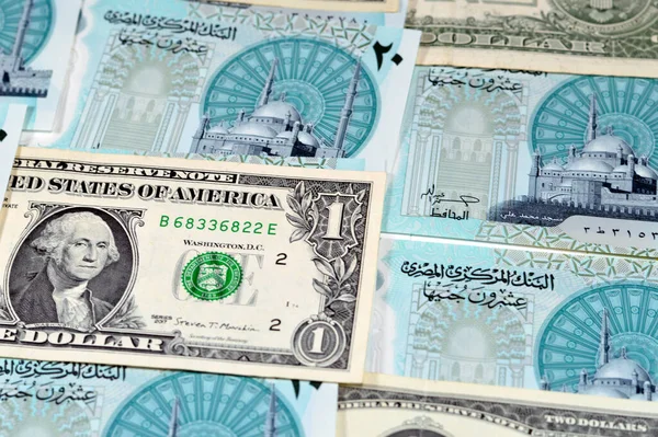 Tło Dolarów Amerykańskich Banknoty Pieniężne Nowego Egiptu Egp Dwadzieścia Funtów — Zdjęcie stockowe