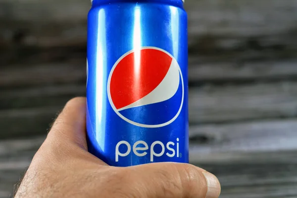 Каир Египет Июня 2023 Года Pepsi Can Cola Flavor Plastic — стоковое фото