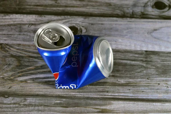 Kairó Egyiptom 2023 Június Összetört Pepsi Doboz Cola Ízű Műanyag — Stock Fotó