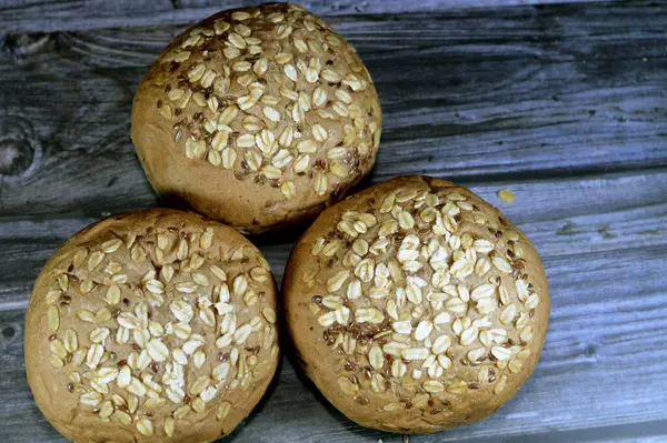 Wheat Oat Fresh Baked Bun Topped Oats Sesame Oat Avena — Stock Photo, Image