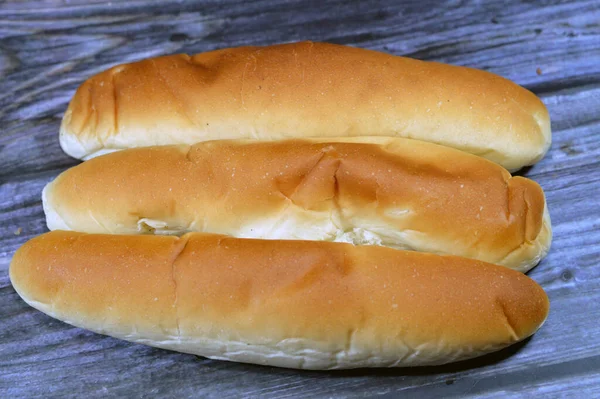 Μακρύ Ψωμάκι Ένα Φρέσκο Ψημένο Καρβέλι Ψωμί French Fino Έτοιμο — Φωτογραφία Αρχείου