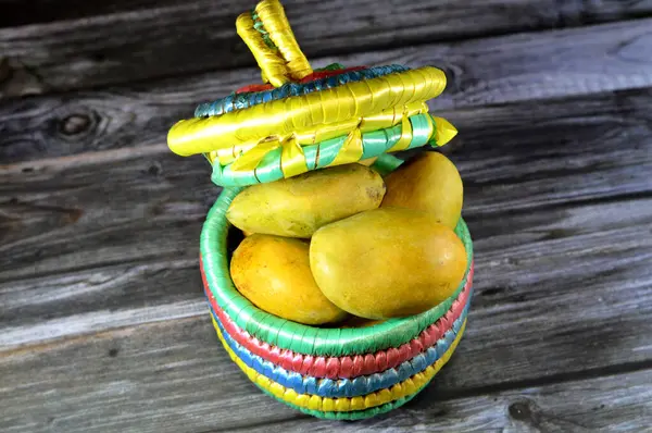 Pile Egyptian Fresh Mango Fruit Tropical Delicacy Mangoes Nutritionally Rich — стоковое фото