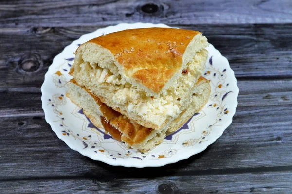 Gemul Brânză Albă Smochine Interiorul Unei Pâini Uszbekă Tandyr Nan — Fotografie, imagine de stoc