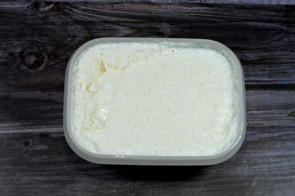 Vaniljglass Fryst Skål Glass Fryst Dessert Vanligtvis Gjord Mjölk Grädde — Stockfoto