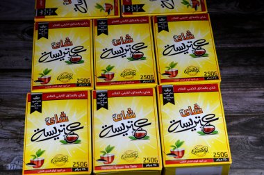 Kahire, Mısır, 26 Eylül 2023: Atresa Attrisa Black Kenya çayı, Kenya, Kenya 'da yetiştirilen büyük bir nakit mahsulü.