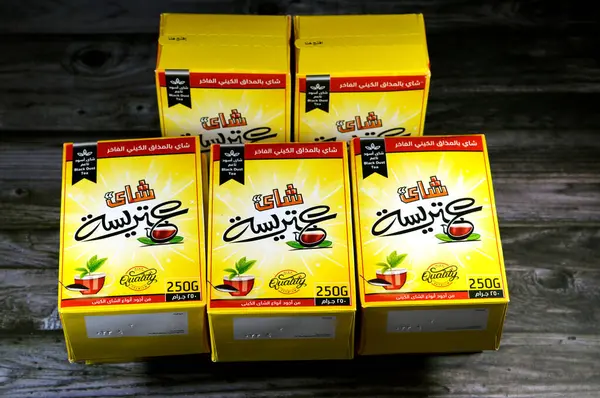 Kahire, Mısır, 26 Eylül 2023: Atresa Attrisa Black Kenya çayı, Kenya, Kenya 'da yetiştirilen büyük bir nakit mahsulü.