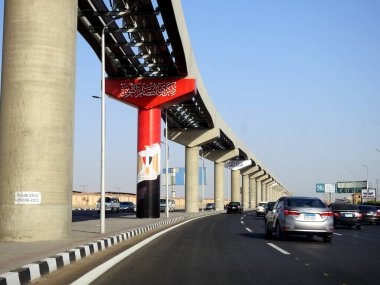 Kahire, Mısır, 29 Eylül 2023: 6 Ekim 1973 savaş zaferi 50 altın yıldönümü, Mısır bayrağı, Mısır 'ın tek raylı sütunlarda kazandığı ulusal zafer günü, Mısır' ın muzaffer günü kutlamaları