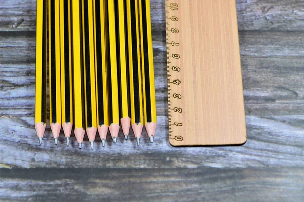 Règle Règle Jauge Ligne Pour Mesurer Longueur Rangée Crayons Crayon — Photo