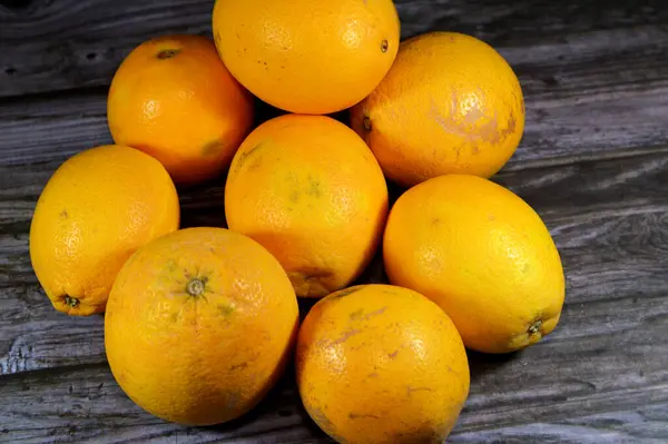 navel orange fruit, An orange is a fruit of various citrus species in the family Rutaceae, a hybrid between pomelo (Citrus maxima) and mandarin (Citrus reticulata), The chloroplast genome