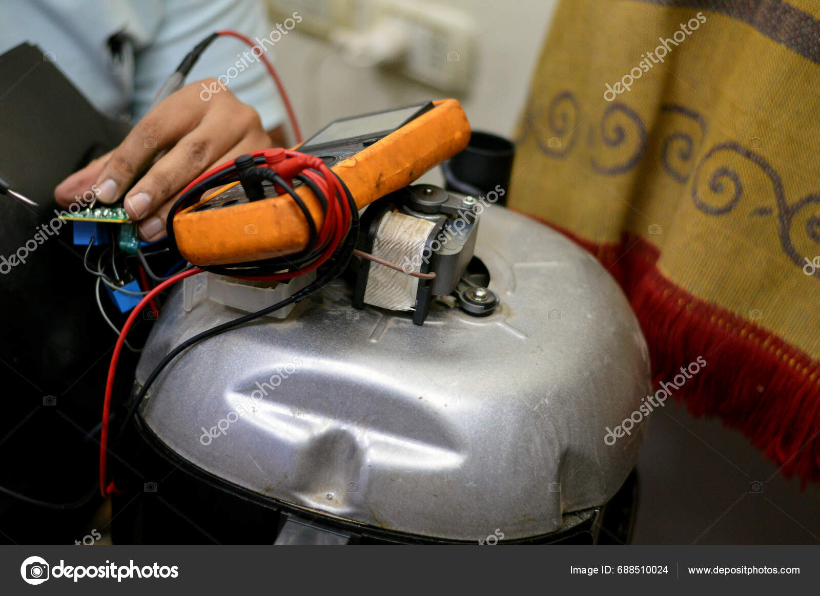 Cairo Egypt November 2023 Air Fryer Maintenance Repair Air Fryer