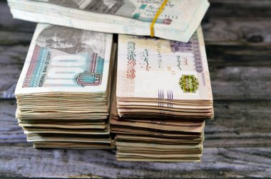 Mısır para banknotları EGP LE binlerce Pound banknotlar banknotlar fatura, Mısır para döviz kuru ve ekonomi durumu, para konsepti, enflasyon krizi, para birimi ve yatırım