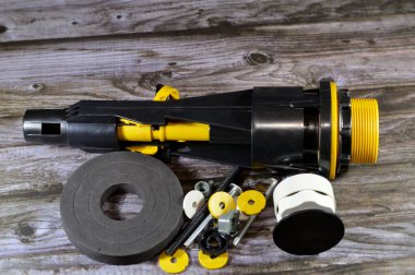 Su tankı makinesi, su seviyesini kontrol eder, suyu doldurur, sifonu çekerek insan dışkılarını temizler, yüksek basınçlı tanklar, kolay kurulum ve dokunmatik işlemler için kullanılır.