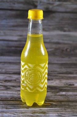 Kahire, Mısır, 25 Aralık 2023: Spiro Spathis ananas suyu, Spiro Spathis Company, 1920 yılında bir Yunan yabancı SpiroSpathis tarafından kuruldu.