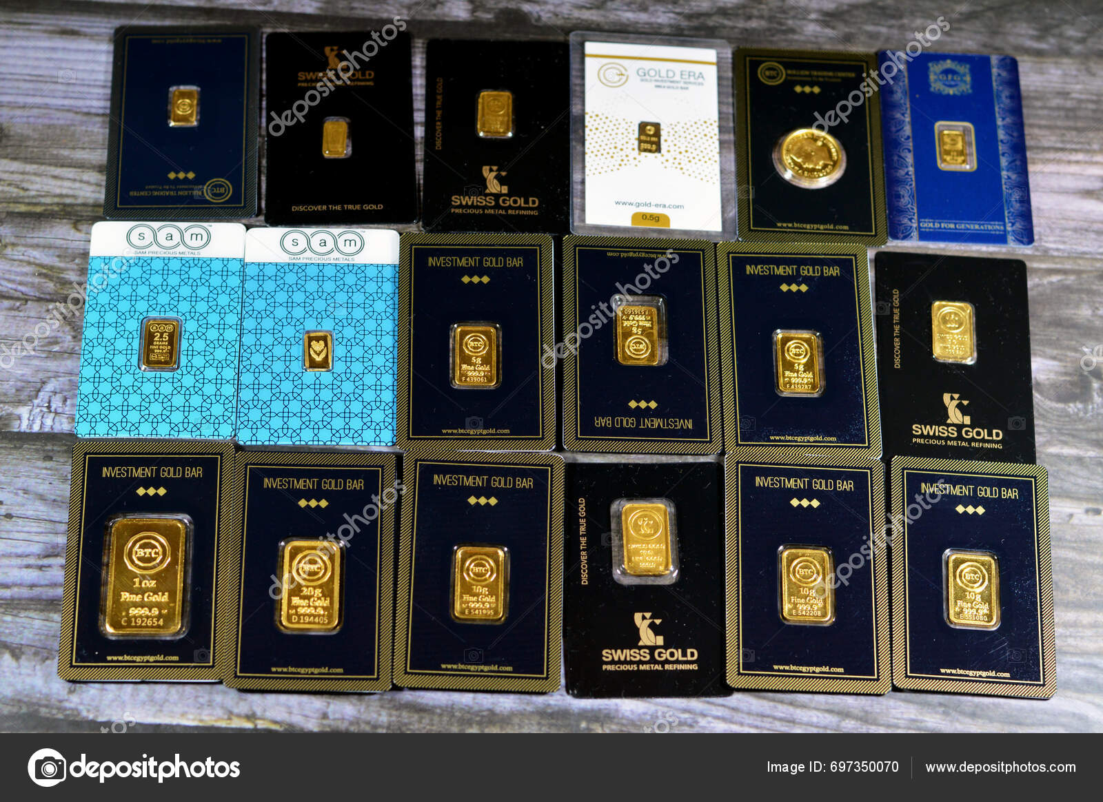 Cairo Egypt January 2024 Pile 24K Karat Pure Yellow Gold Stock   Depositphotos 697350070 Stock Photo Cairo Egypt January 2024 Pile 