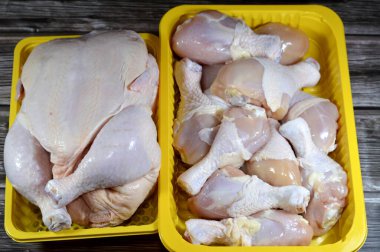 pişmemiş çiğ tavuk budu but but but but but but but but bacak bacak bacak deri ve kemik ve taze çiğ tavuk tüm tavuk göğüs, bacak, but, tavuk eti