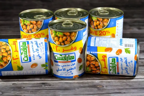 stock image Cairo, Egypt, February 4 2024: Canned Harvest Foods fava beans plain medammes, high protein fiber, fava beans which is the main dish and sandwich in the breakfast in Egypt and in Ramadan