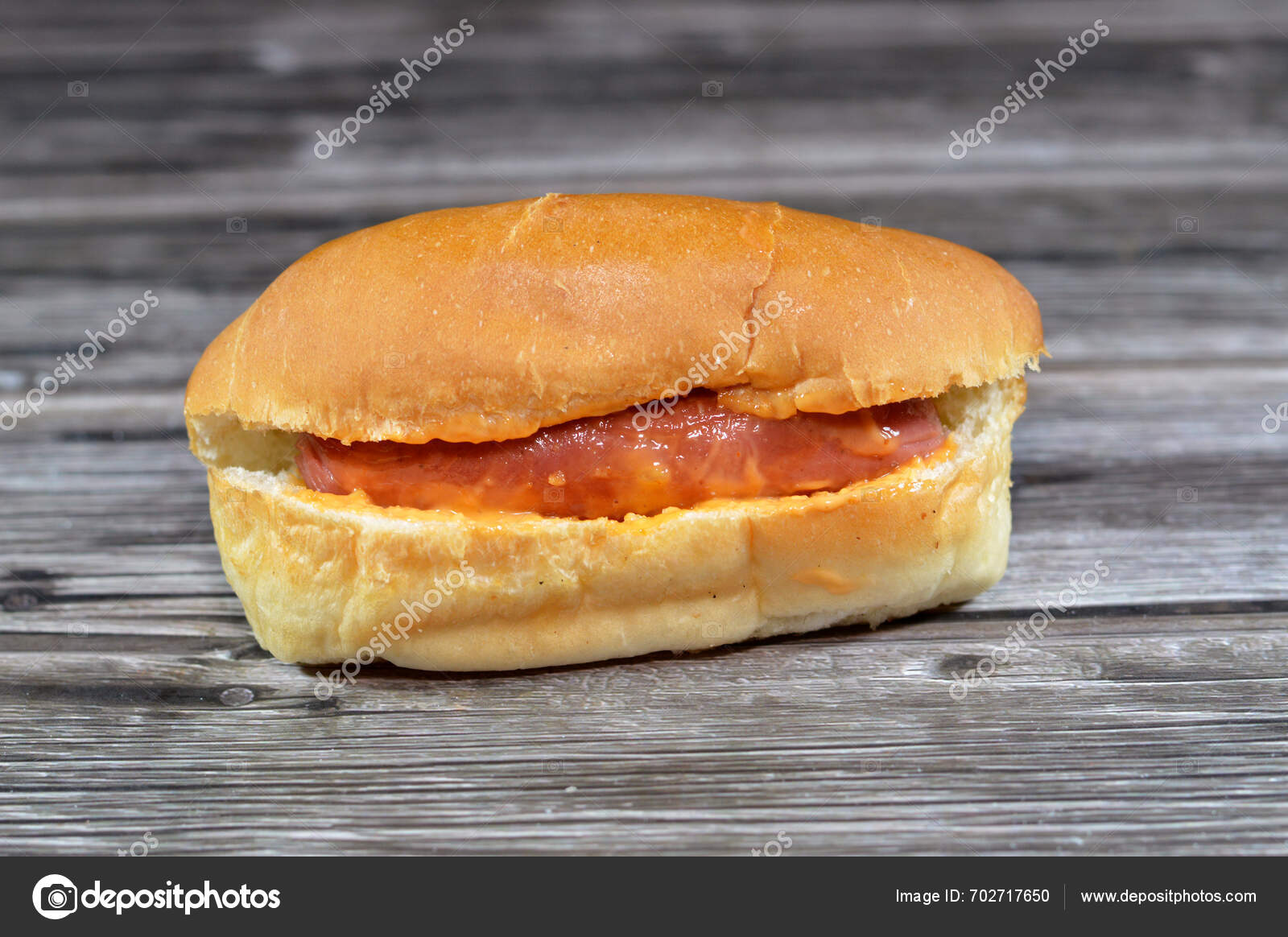 Hot Dog Bun Thousand Island Dressing Sauce Ketchup Mayonnaise Grilled