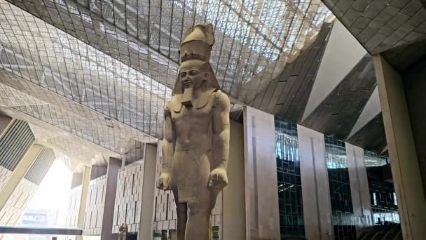 Гіза Єгипет Квітня 2024 Рамсес Великого Єгипетського Музею Gem Археологічного — стокове відео