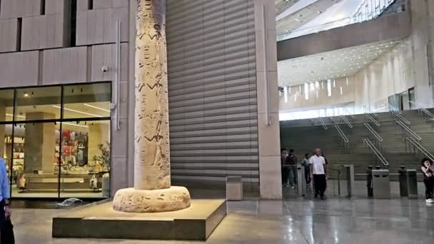 Gizé Egito Abril 2024 Monumentos Dentro Grande Museu Egípcio Gem — Vídeo de Stock
