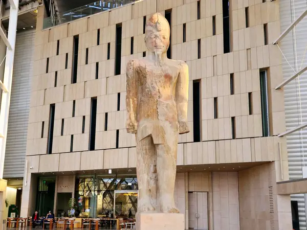 stock image Giza, Egypt, April 13 2024: Ramses II from The Grand Egyptian Museum, New Giza Museum, Egypt's gift to the world, the largest archaeological museum in the world, near the Giza pyramid complex