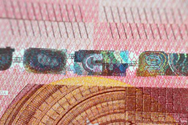 On Avro banknotunun kapatılması, Roma tarzı Roma mimarisi, briç, yıldızlar ve Avrupa haritası, Avrupa parası, enflasyon, para kavramı ile Avrupa Birliği 'nin para birimi