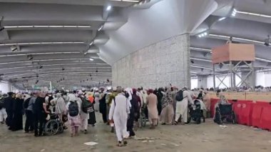 Mina, Suudi Arabistan, 18 Haziran 2024: Mina, Muna, ya da Çadırların şehri, Jamarat bölgesi, hacılar gündoğumu, günbatımı ve günbatımı arasında Mina 'da birkaç gece kalmışlardır.