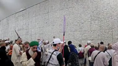 Mina, Suudi Arabistan, 17 Haziran 2024: Mina, Muna, ya da Çadırların şehri, Jamarat bölgesi, hacılar güneş doğarken, gün batarken, batarken Mina 'da birkaç gece kalırlar.