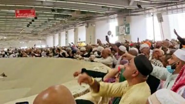 Mina, Suudi Arabistan, 17 Haziran 2024: Mina, Muna, ya da Çadırların şehri, Jamarat bölgesi, hacılar güneş doğarken, gün batarken, batarken Mina 'da birkaç gece kalırlar.