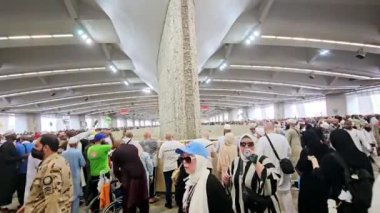 Mina, Suudi Arabistan, 17 Haziran 2024: Mina, Muna, ya da Çadırların şehri, Jamarat bölgesi, hacılar güneş doğarken, gün batarken, batarken Mina 'da birkaç gece kalırlar.