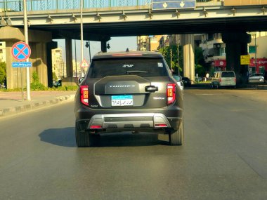 Kahire, Mısır, 21 Eylül 2024: KGM Torres (eski adıyla SsangYong Torres), KG Mobility tarafından üretilen orta büyüklükte bir arazi aracı.