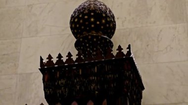 Kahire, Mısır, 6 Ekim 2024: Minbar AbouBakr İbn Mizhar camii, vaazın (khutbah) teslim edildiği yer, Eski Kahire 'de bulunan Ulusal Mısır Medeniyet Müzesi (NMEC)