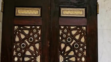 Kahire, Mısır, 6 Ekim 2024: Eski Kahire 'de bulunan Ulusal Mısır Uygarlığı Müzesi (NMEC) içindeki İslami anıtlar, Mısır medeniyetini temsil etmektedir.