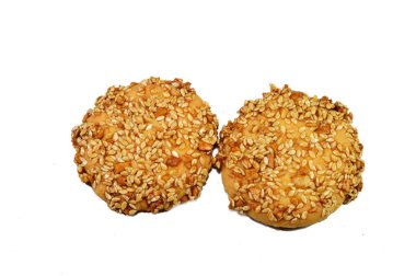 Barazek ya da barazeq, ana malzemesi susamlı Suriye kurabiyesi, fıstık, şeker ve bal parçacıkları, un, tereyağı, şeker, susam, tatlı, tereyağı, ceviz aromalı, gevrek ve kırılgan desenli