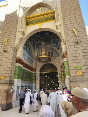 Medina, Saudi Arabia, June 26 2024: Salam gate that leads to The Grave and tomb of Prophet Muhammed peace be upon him, with the 1st two caliphs after him Abu Bakr al-Siddiq and Umar ibn al-Khattab clipart