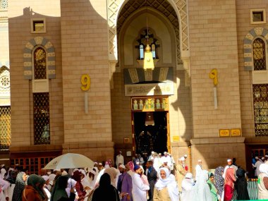 Medine, Suudi Arabistan, 26 Haziran 2024: Peygamberin Camii 'nin dışı veya iki kutsal caminin koruyucusunun yetki alanına giren büyük bir hac alanı olan El-Medine El Nabawi.