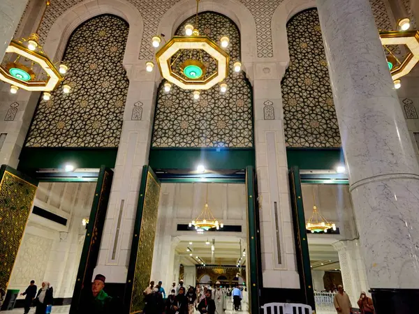 Mekke, Suudi Arabistan, 22 Haziran 2024: Büyük Kutsal Makkah Camii 'nin ayrıntıları, İslam' ın en önemli camii, Mekke 'deki Kabe' yi çevrelemektedir.