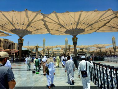 Medine, Suudi Arabistan, 26 Haziran 2024: Peygamberin Camii 'nin dışı veya iki kutsal caminin koruyucusunun yetki alanına giren büyük bir hac alanı olan El-Medine El Nabawi.