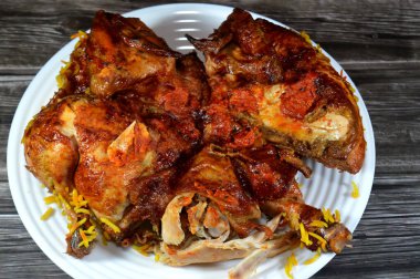 Halep Arap mutfağı ızgara ızgara tavuk, ızgarada ızgara tavuk ızgara tavuk, Suriye tarifi ile yapılan tavuklar, sulu, sulu