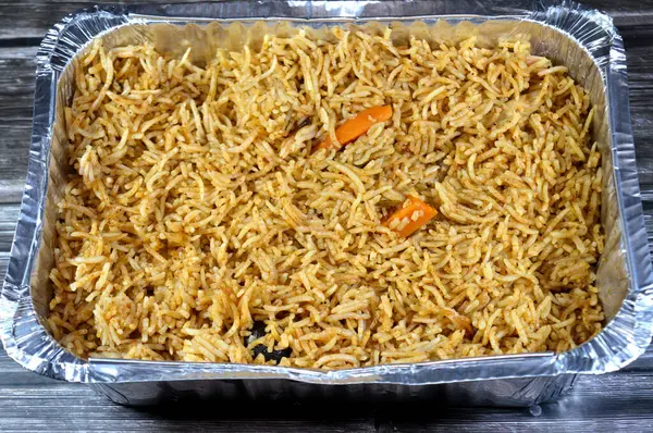 Sarı Basmati pilavı, Hindistan ve Pakistan 'daki Hindistan altkıtasında yetişen uzun ve ince taneli aromalı pirinç çeşididir.