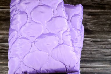 Bebek bezi değiştirmek, su geçirmez, çamurdan etkilenmez, kolayca temizlenebilir, anne ve çocuk için elverişli, güvenli malzemelerden yapılmış, depolanması kolay ve uzun vadeli temerrüt ömrü olan